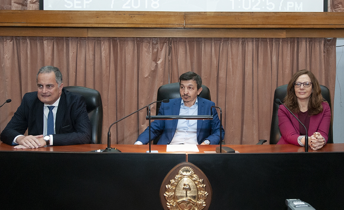 Condenaron a tres acusados en el juicio oral por la venta de Tandanor